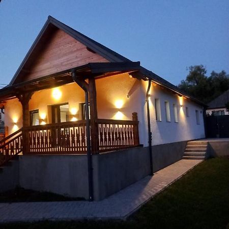 Willa Casa Edy Vişeu de Sus Zewnętrze zdjęcie