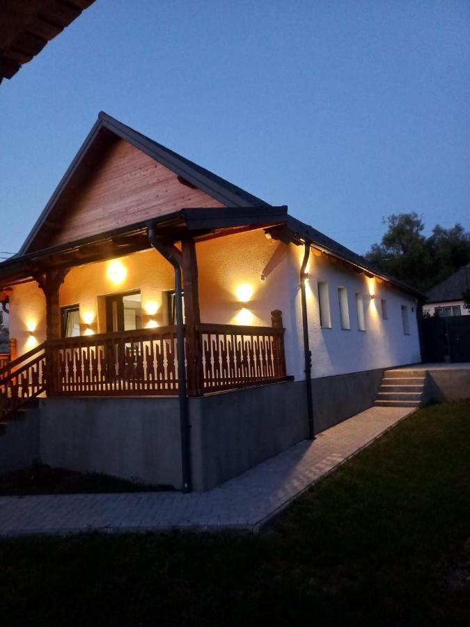 Willa Casa Edy Vişeu de Sus Zewnętrze zdjęcie